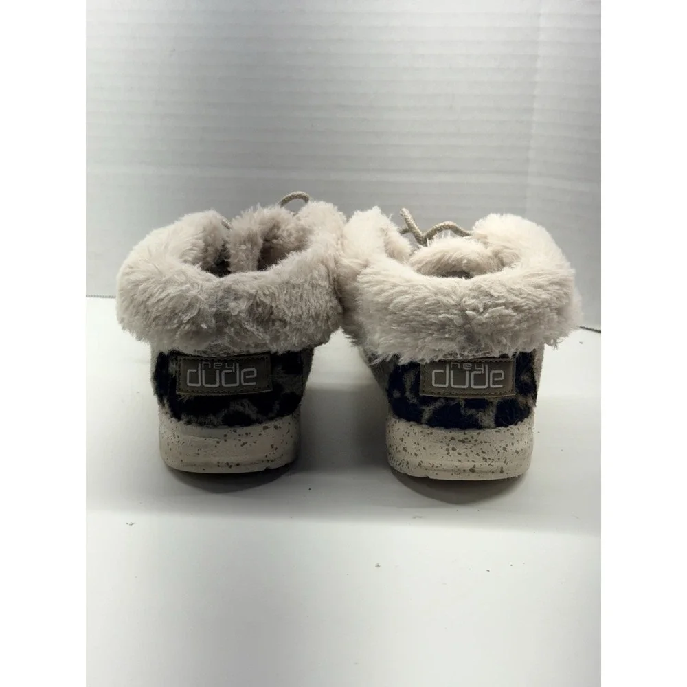 Hey Dude Women's Sz 6 Britt Leopard Trim w/‎ Fold Down Faux Fur Lining Shoes